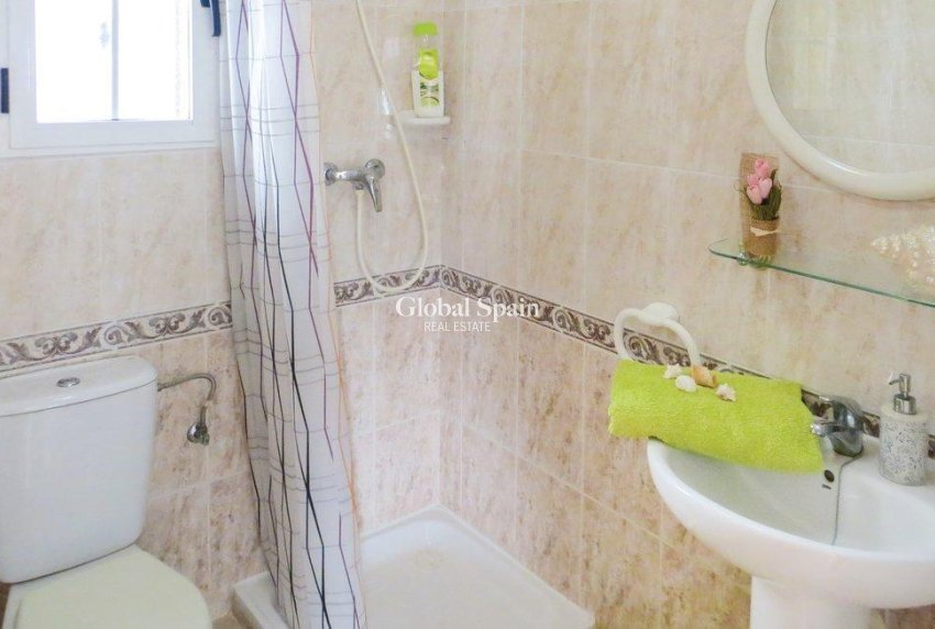 Venta - CASA -
TORREVIEJA - Carrefour