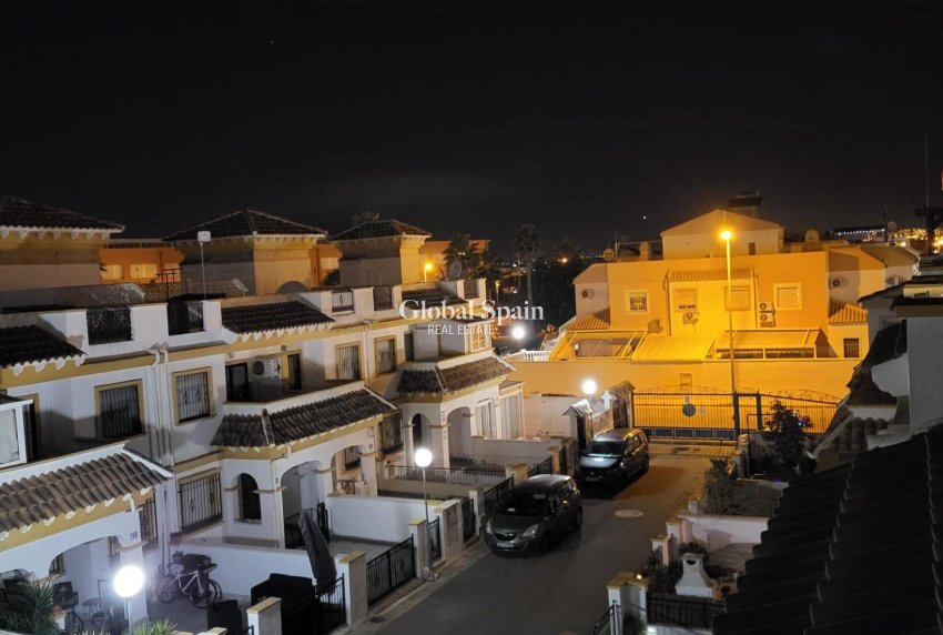 Venta - CASA -
TORREVIEJA - Carrefour