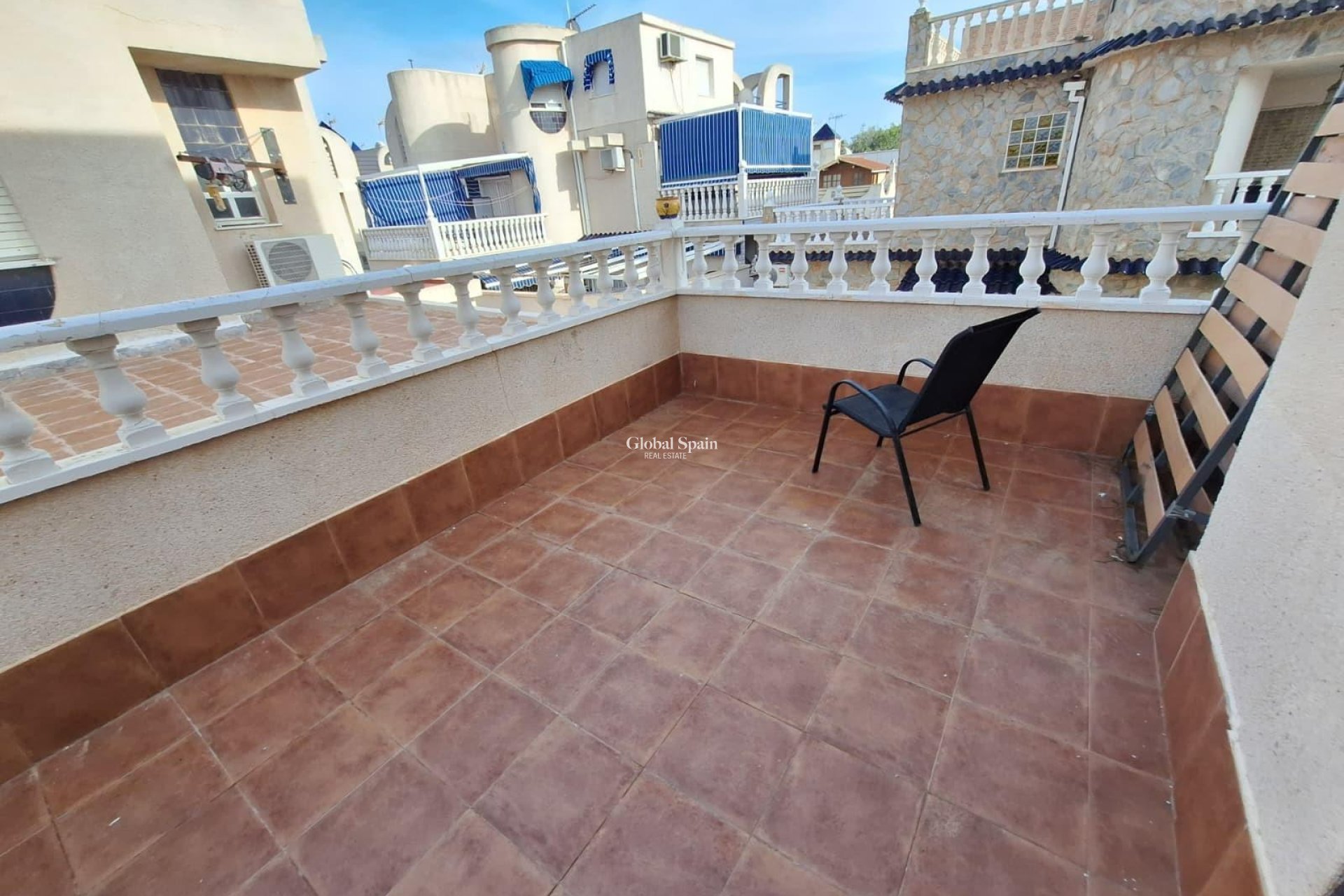 Venta - CASA -
TORREVIEJA - Carrefour