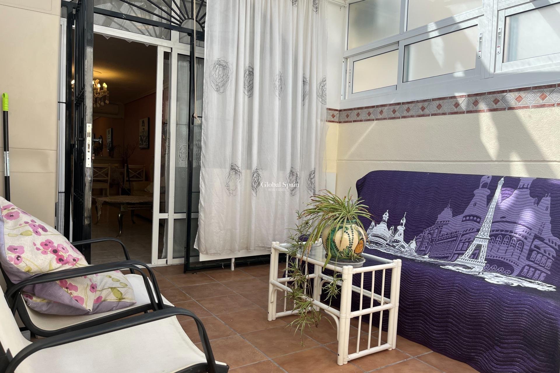 Venta - Casa -
TORREVIEJA - Center