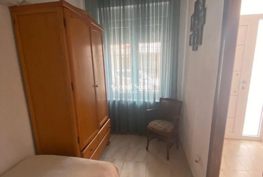 Venta - CASA -
TORREVIEJA - Center