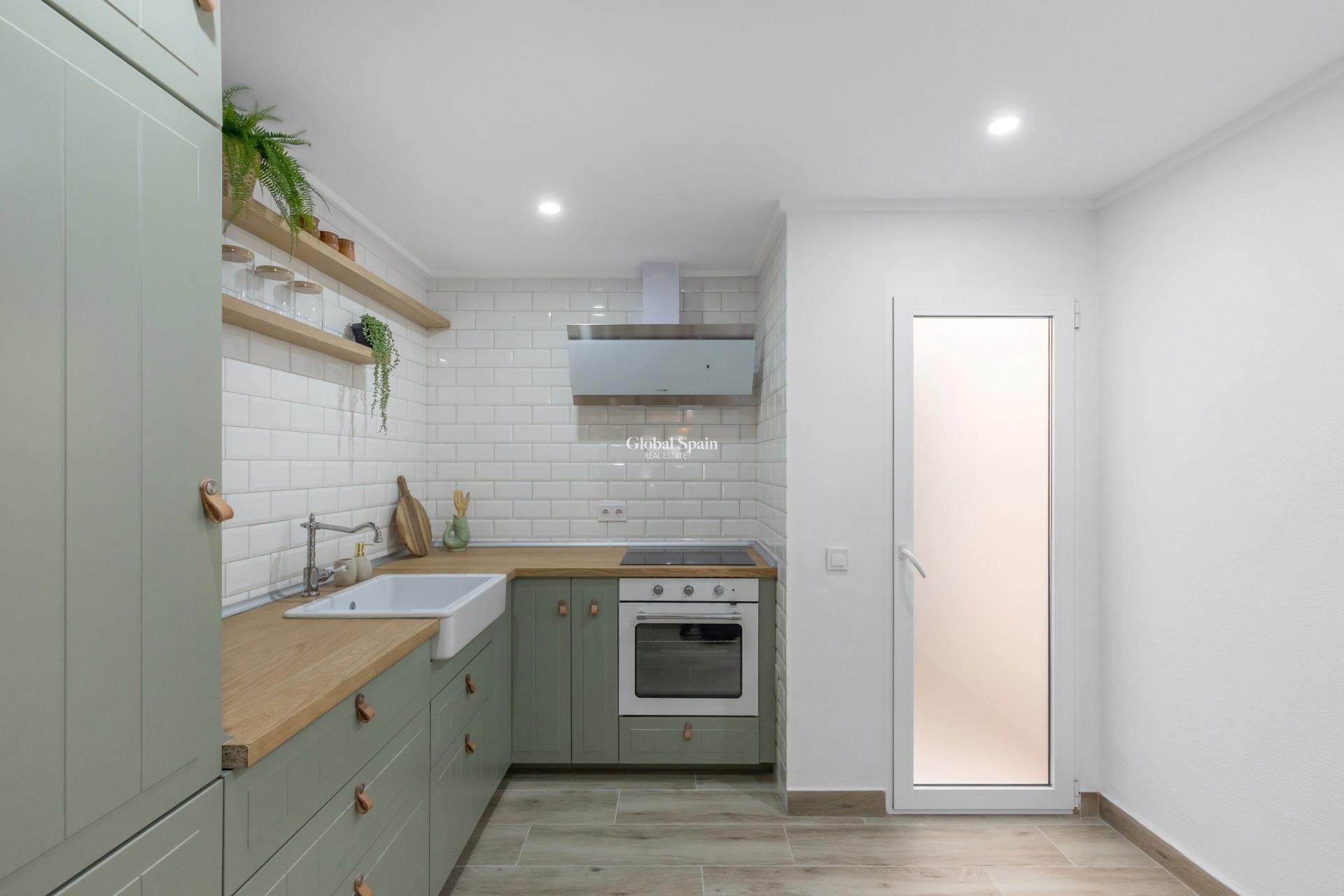 Venta - CASA -
TORREVIEJA - Centro - Muelle Pesquero