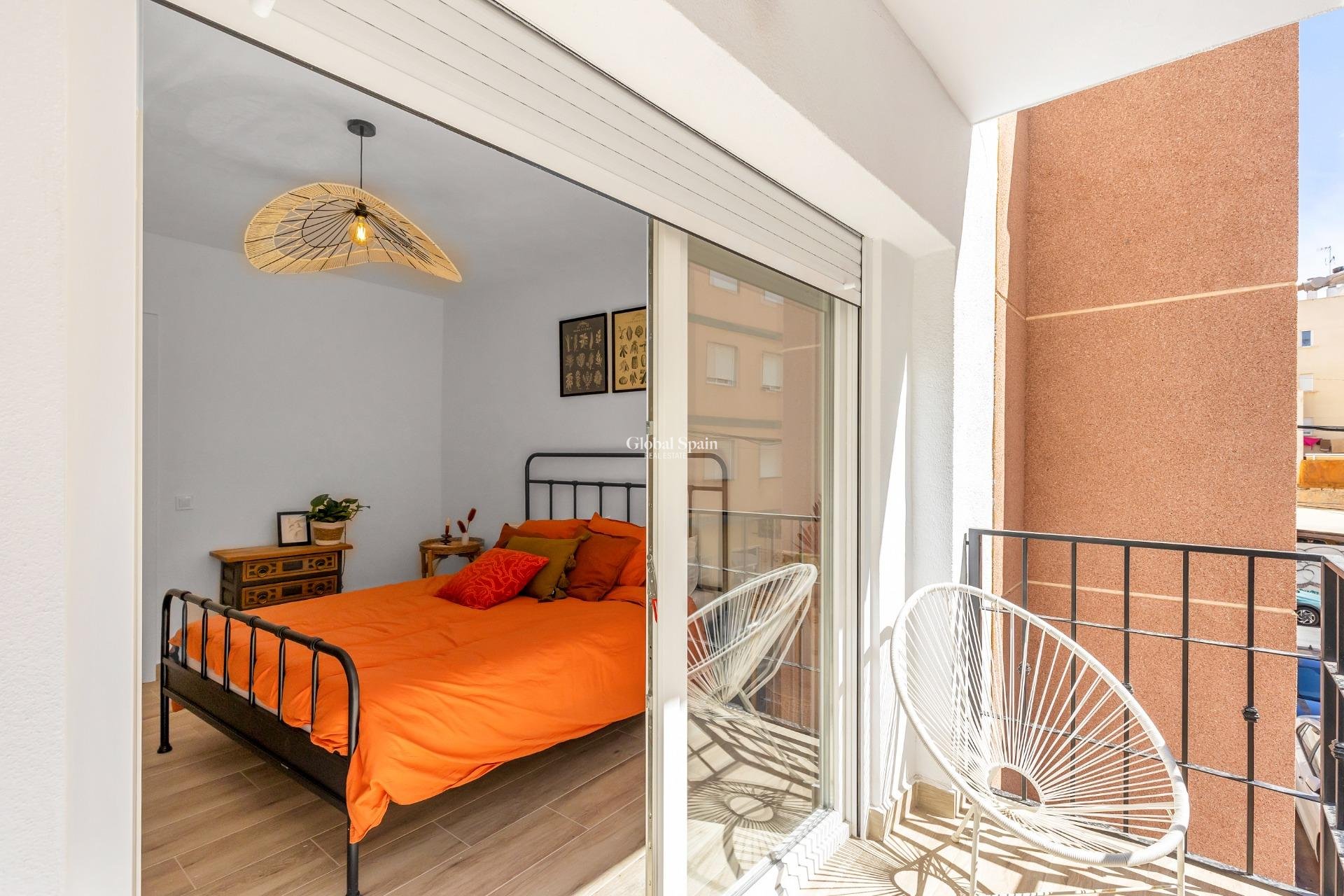 Venta - CASA -
TORREVIEJA - Centro - Muelle Pesquero