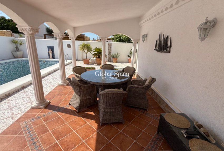 Venta - CASA -
TORREVIEJA - Costa Blanca Sur