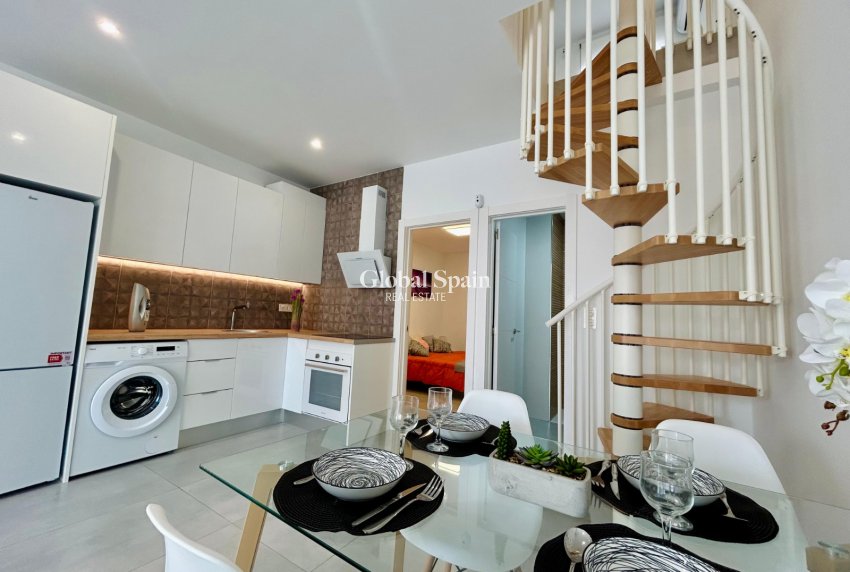 Venta - CASA -
TORREVIEJA - Costa Blanca