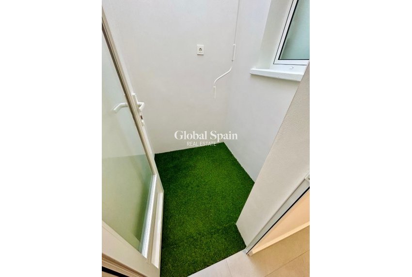 Venta - CASA -
TORREVIEJA - Costa Blanca