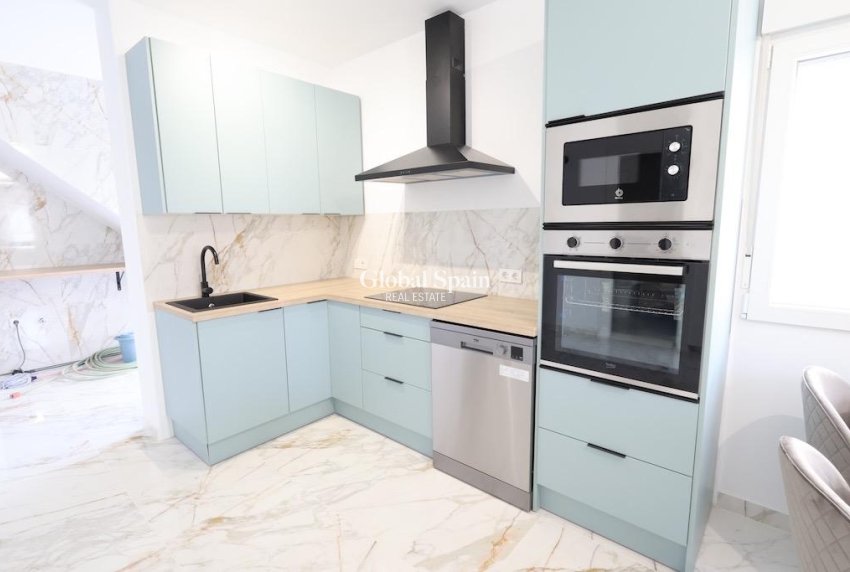 Venta - CASA -
TORREVIEJA - Costa Blanca