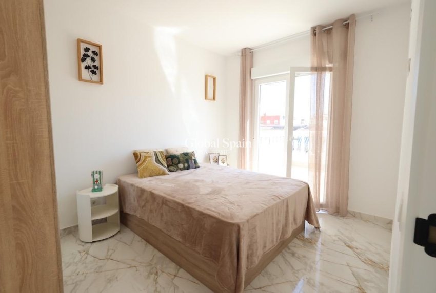 Venta - CASA -
TORREVIEJA - Costa Blanca