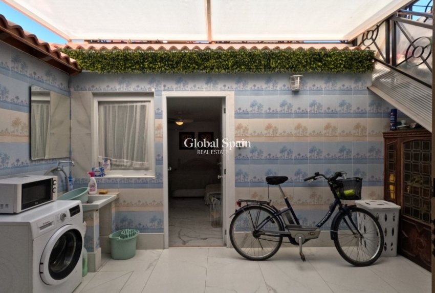 Venta - CASA -
TORREVIEJA - Costa Blanca