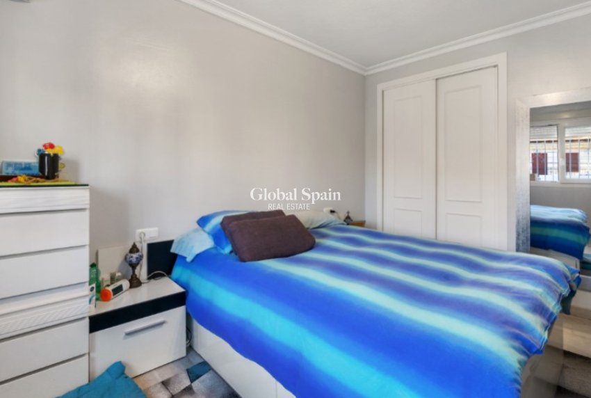 Venta - CASA -
TORREVIEJA - Costa Blanca