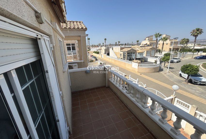 Venta - CASA -
TORREVIEJA - Costa Blanca