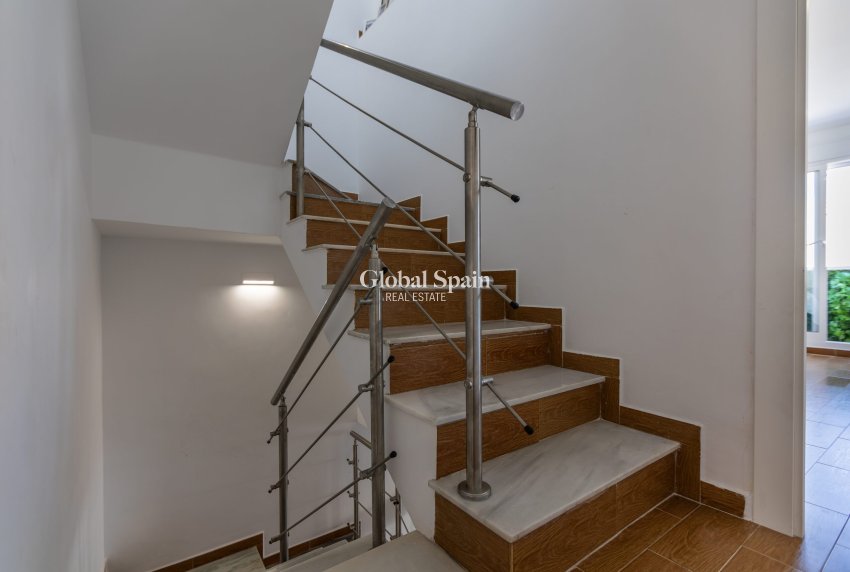 Venta - CASA -
TORREVIEJA - Costa Blanca