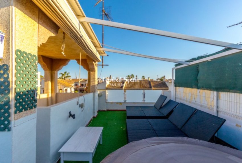 Venta - CASA -
TORREVIEJA - Costa Blanca