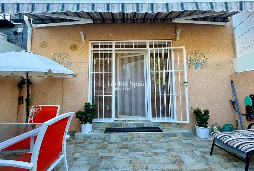 Venta - CASA -
TORREVIEJA - Costa Blanca
