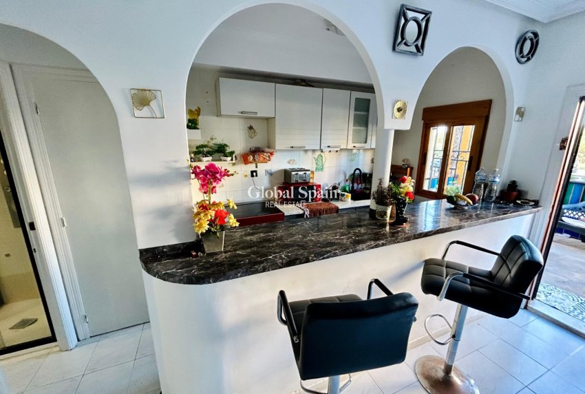 Venta - CASA -
TORREVIEJA - Costa Blanca