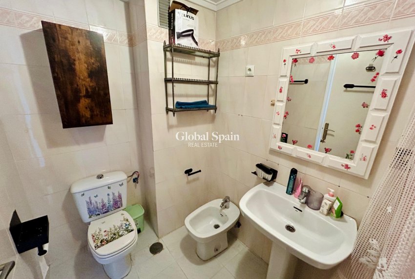 Venta - CASA -
TORREVIEJA - Costa Blanca