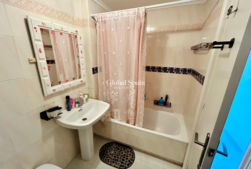 Venta - CASA -
TORREVIEJA - Costa Blanca