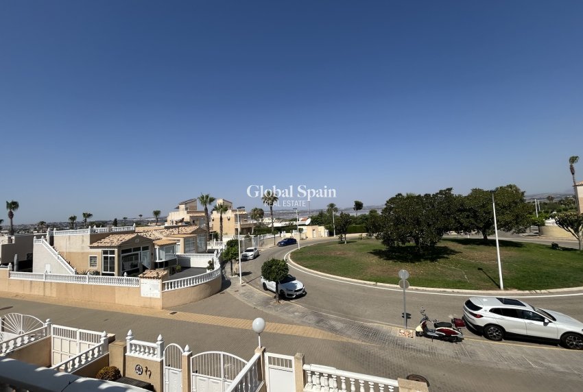 Venta - CASA -
TORREVIEJA - Costa Blanca