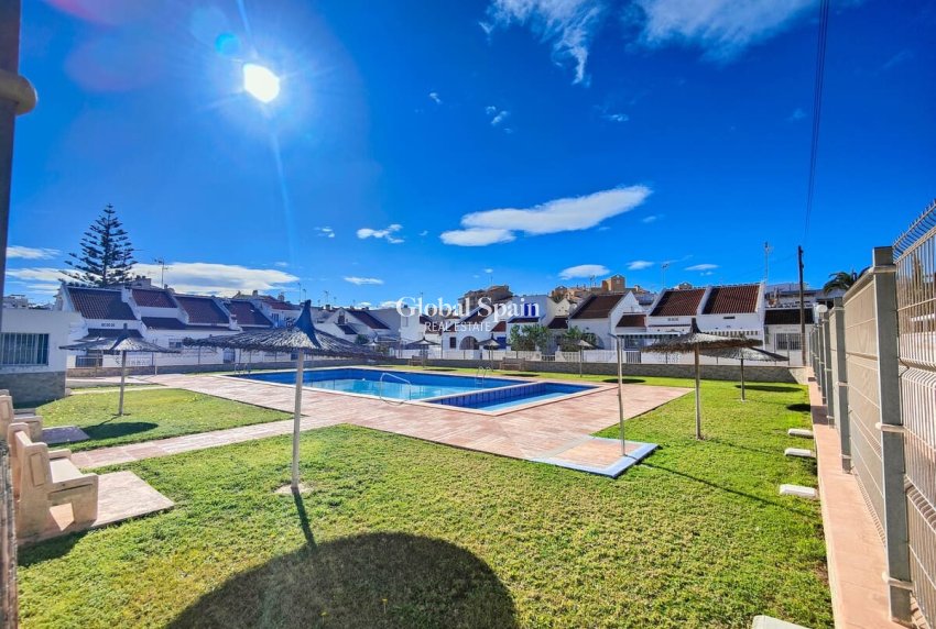 Venta - CASA -
TORREVIEJA - Costa Blanca