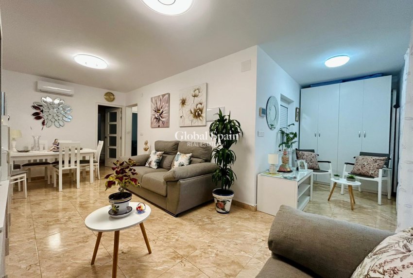 Venta - CASA -
TORREVIEJA - Costa Blanca