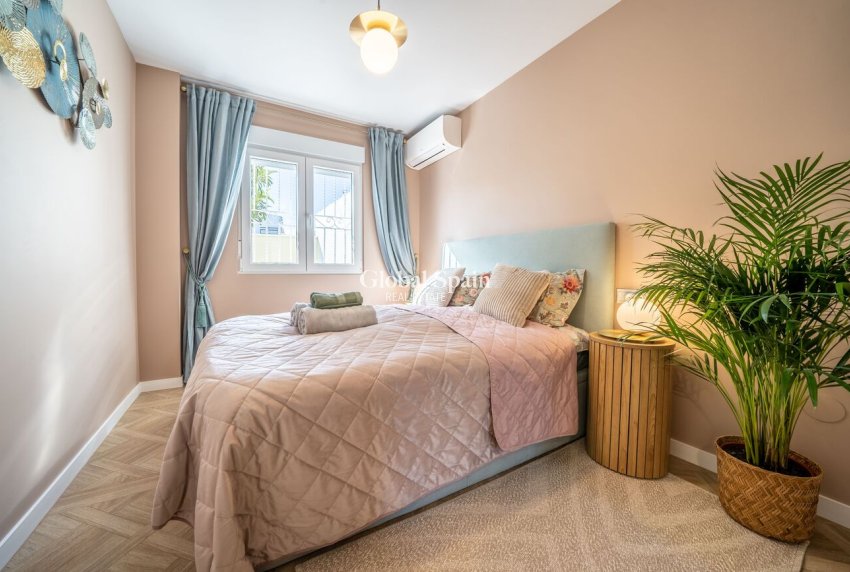 Venta - CASA -
TORREVIEJA - Costa Blanca