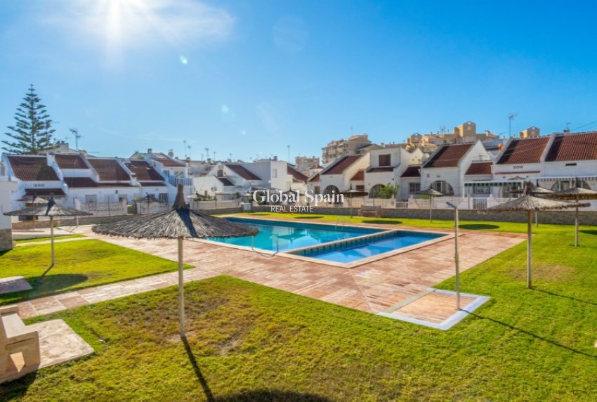 Venta - CASA -
TORREVIEJA - Costa Blanca