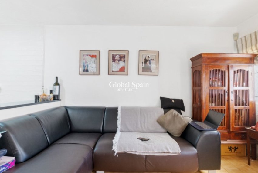 Venta - CASA -
TORREVIEJA - Costa Blanca