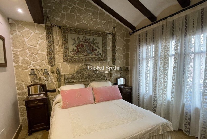 Venta - CASA -
TORREVIEJA - Costa Blanca