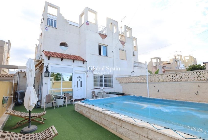 Venta - CASA -
TORREVIEJA - Costa Blanca