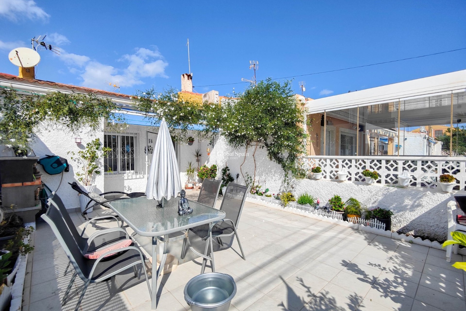 Venta - CASA -
TORREVIEJA - Costa Blanca