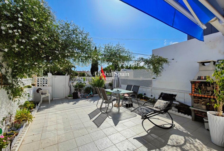 Venta - CASA -
TORREVIEJA - Costa Blanca