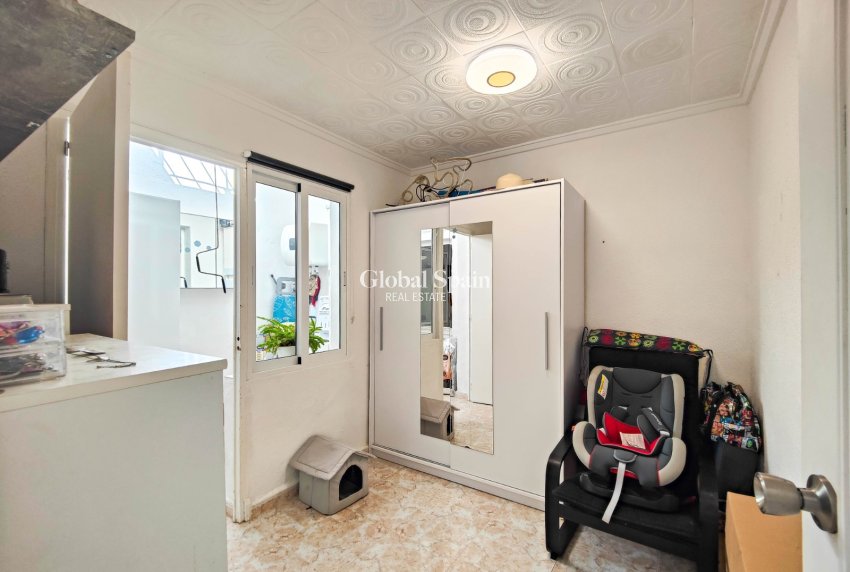 Venta - CASA -
TORREVIEJA - Costa Blanca