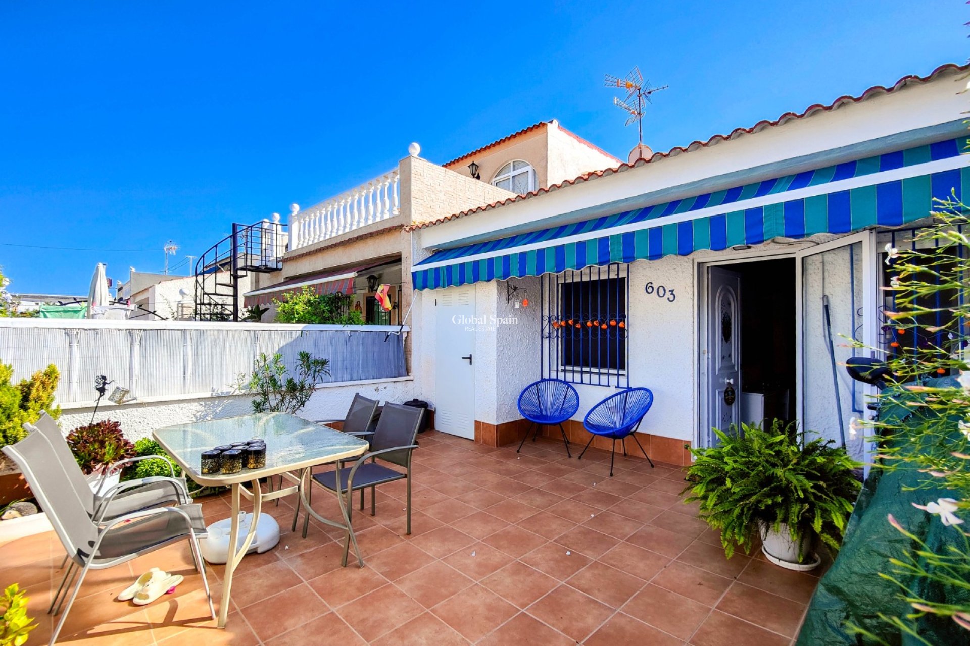 Venta - CASA -
TORREVIEJA - Costa Blanca