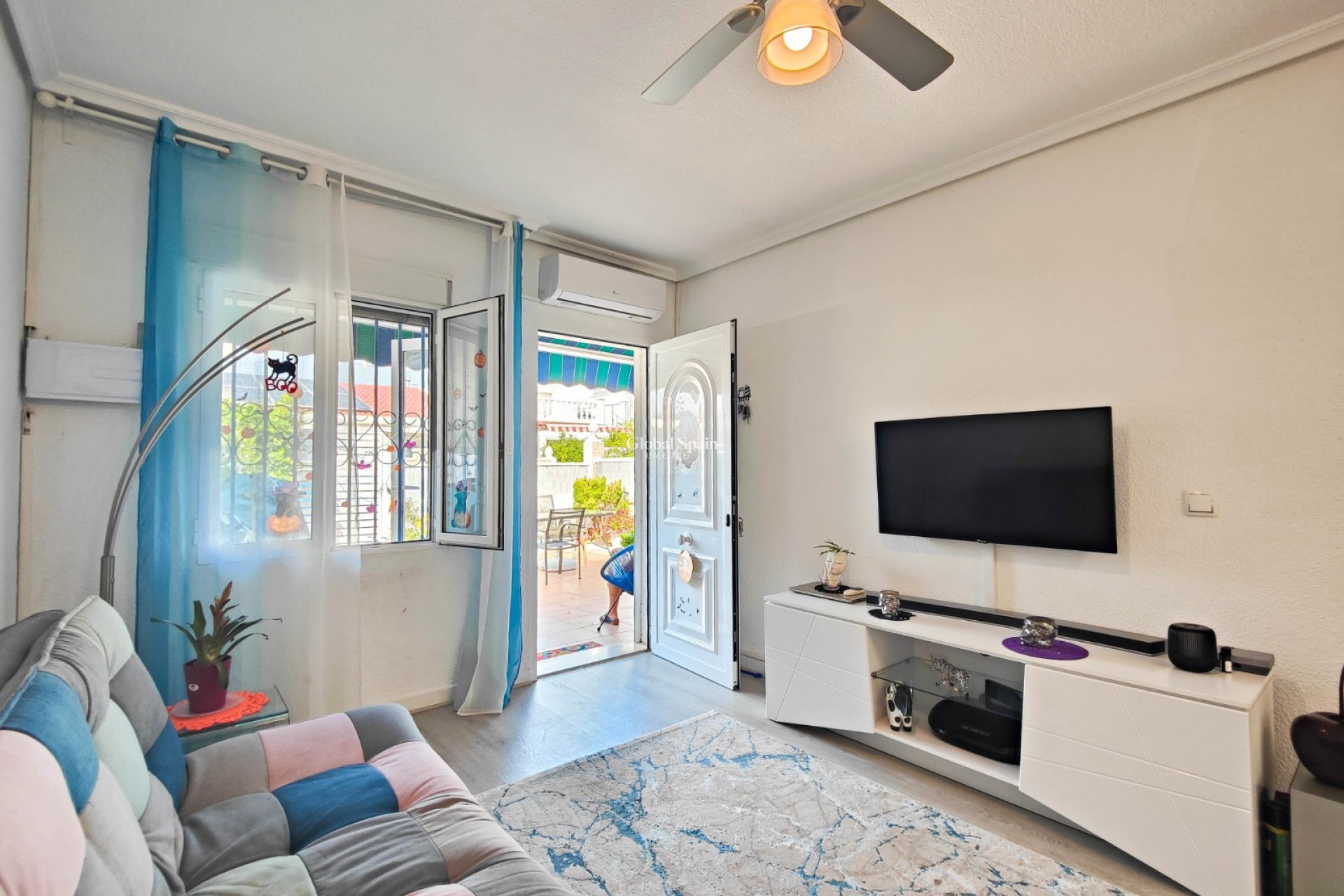 Venta - CASA -
TORREVIEJA - Costa Blanca
