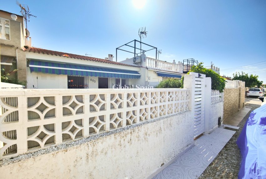 Venta - CASA -
TORREVIEJA - Costa Blanca