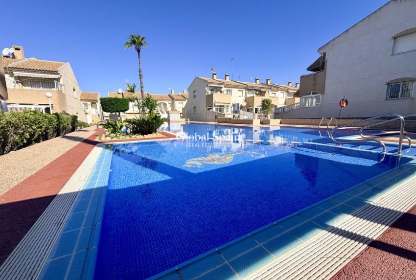 Venta - CASA -
TORREVIEJA - Costa Blanca