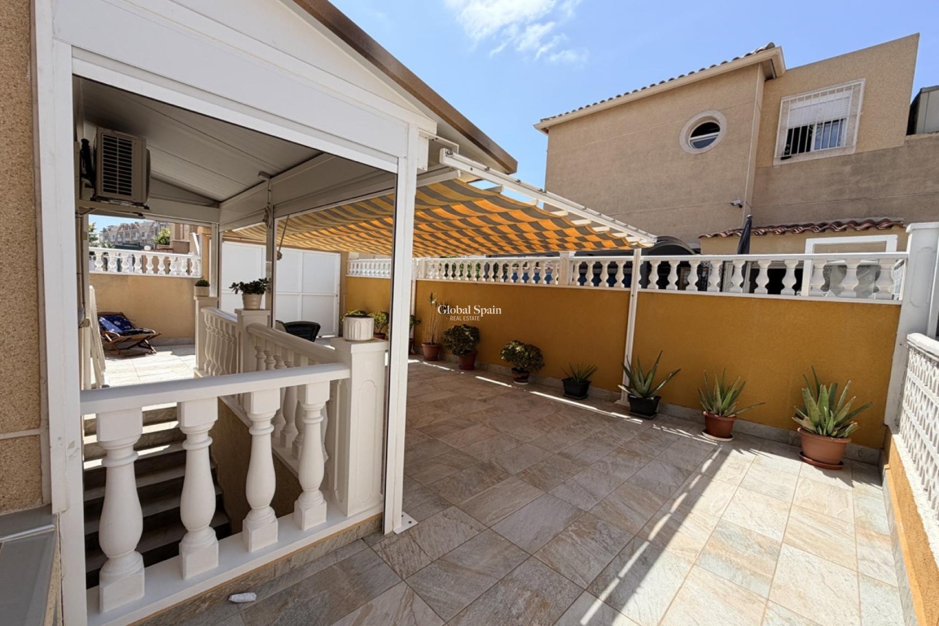 Venta - CASA -
TORREVIEJA - Costa Blanca