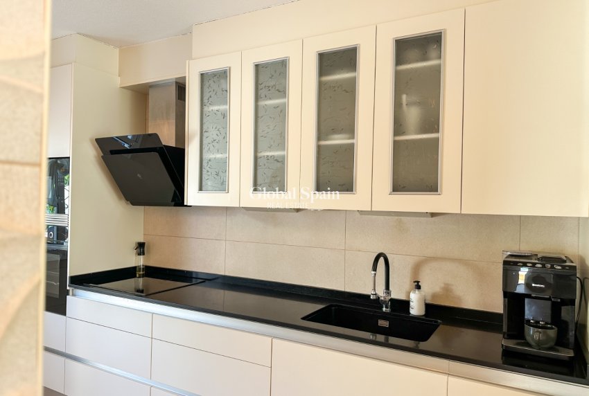 Venta - CASA -
TORREVIEJA - Costa Blanca