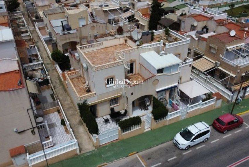 Venta - CASA -
TORREVIEJA - Costa Blanca