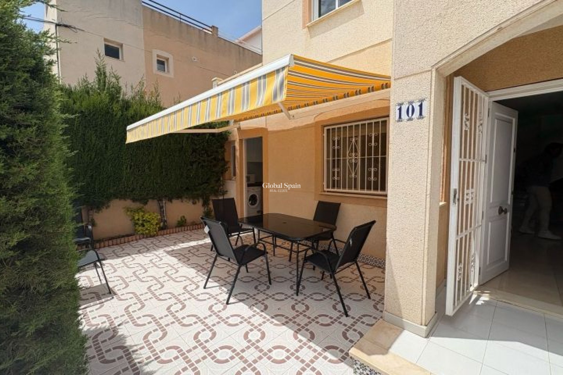 Venta - CASA -
TORREVIEJA - Costa Blanca