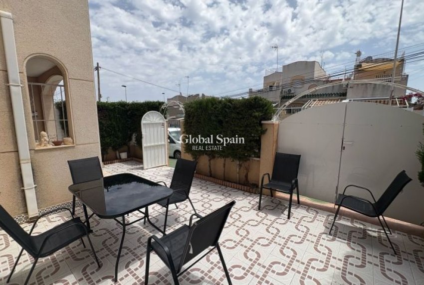 Venta - CASA -
TORREVIEJA - Costa Blanca