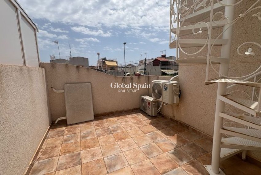 Venta - CASA -
TORREVIEJA - Costa Blanca