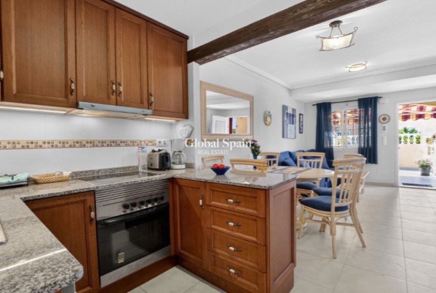 Venta - CASA -
TORREVIEJA - Costa Blanca