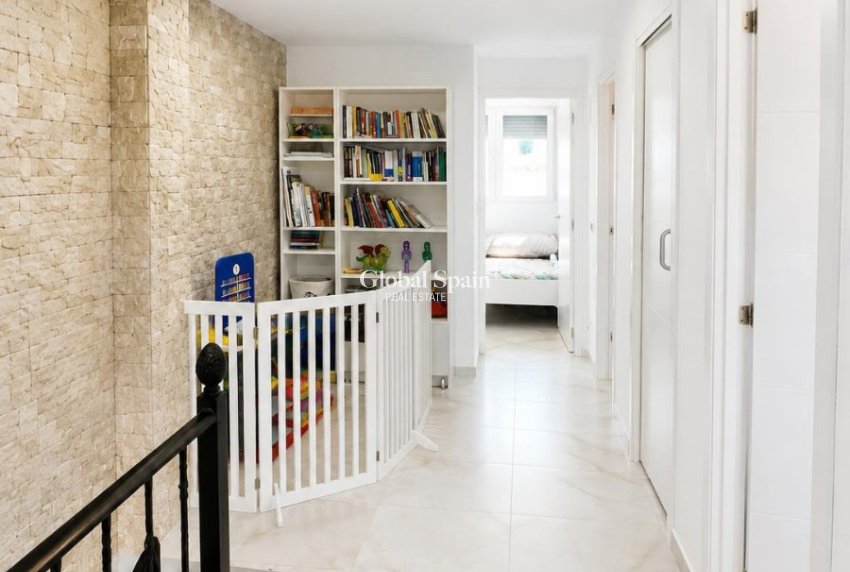 Venta - CASA -
TORREVIEJA - Costa Blanca
