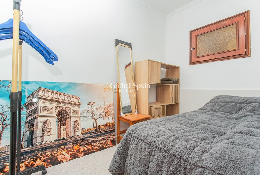 Venta - CASA -
TORREVIEJA - Costa Blanca