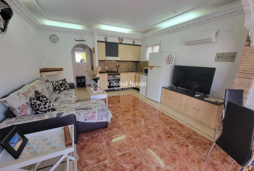 Venta - CASA -
TORREVIEJA - El Chaparral