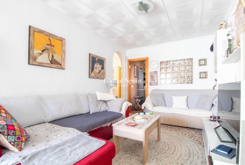 Venta - Casa -
TORREVIEJA - El chaparral