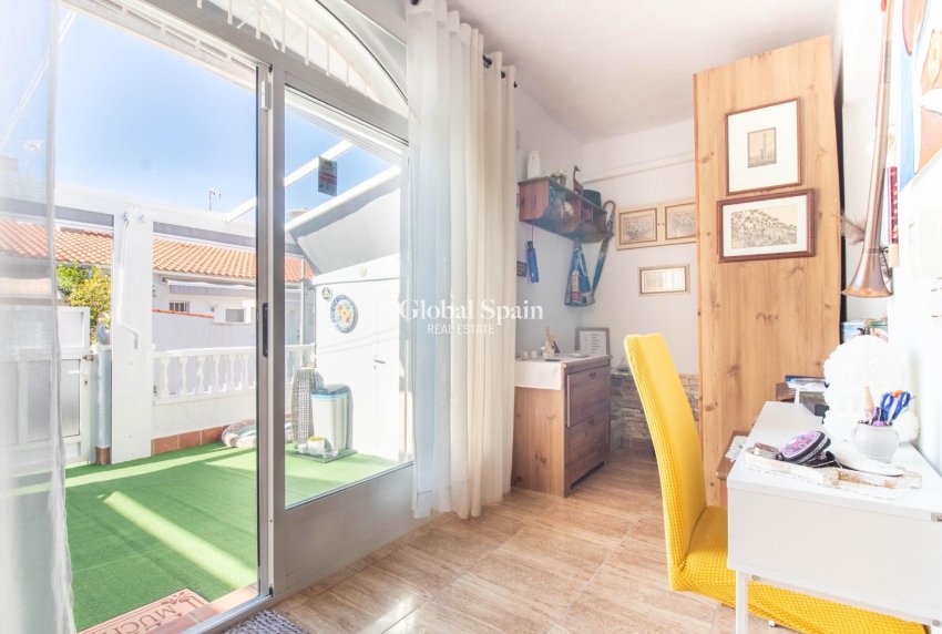 Venta - Casa -
TORREVIEJA - El chaparral