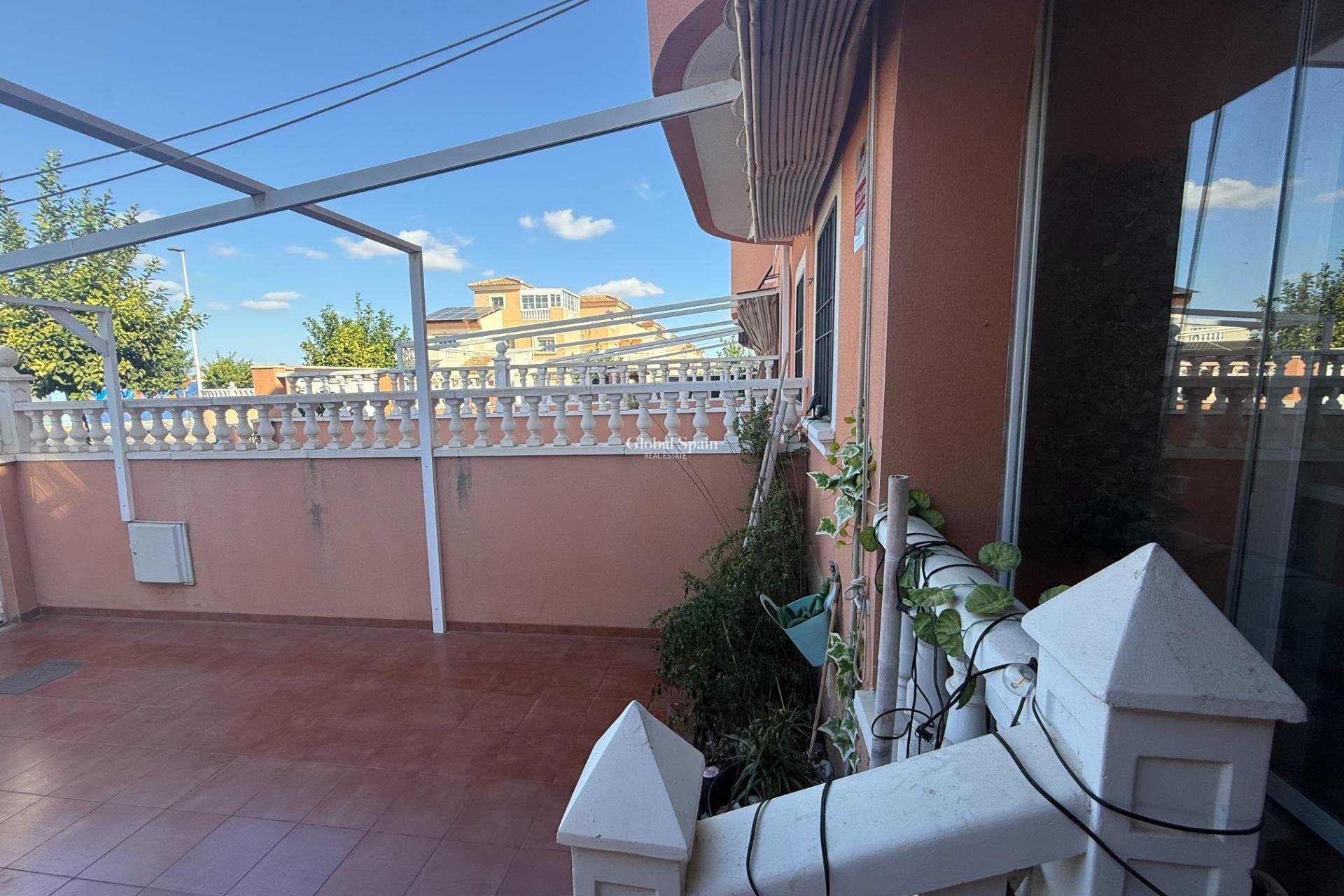 Venta - CASA -
TORREVIEJA - El limonar