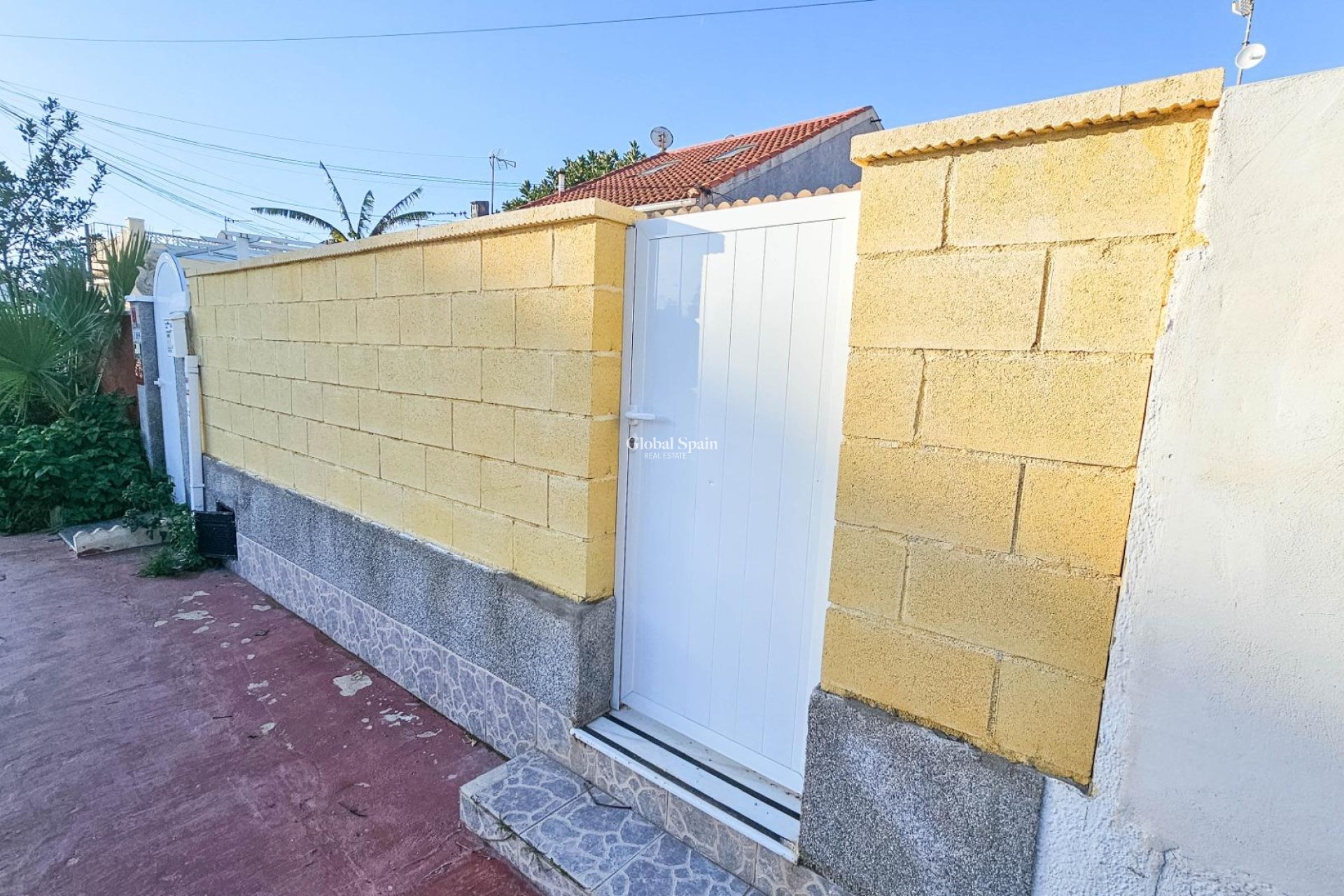 Venta - CASA -
TORREVIEJA - El limonar